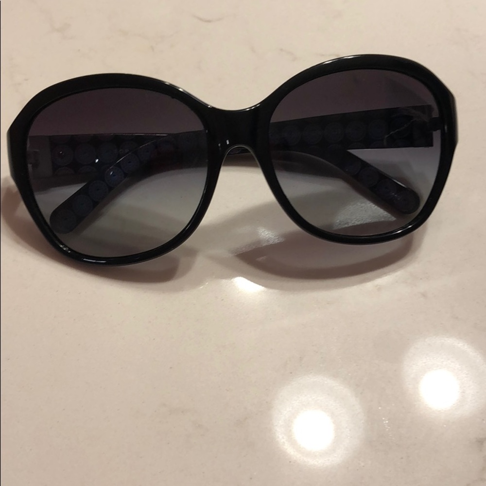 Tory Burch Round Sunglasses